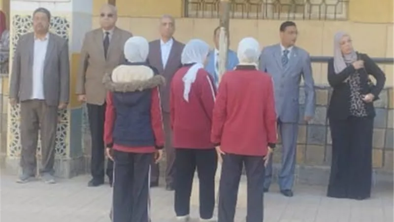 مدير تعليم القليوبية يجري جولة تفقدية لمدارس القناطر الخيرية