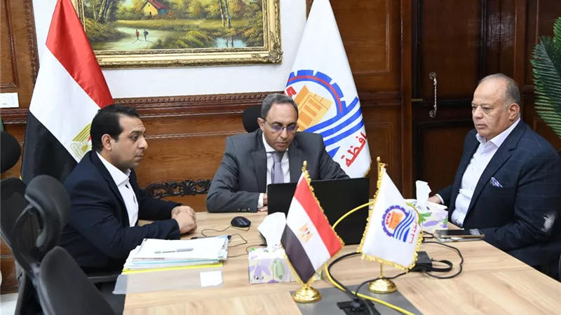 محافظ قنا يكلف رؤساء المراكز بتكثيف التواجد الميداني ورفع كفاءة الخدمات