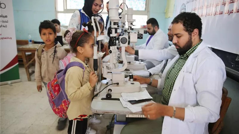 قافلة طبية للكشف على ضعاف الإبصار تحت شعار 