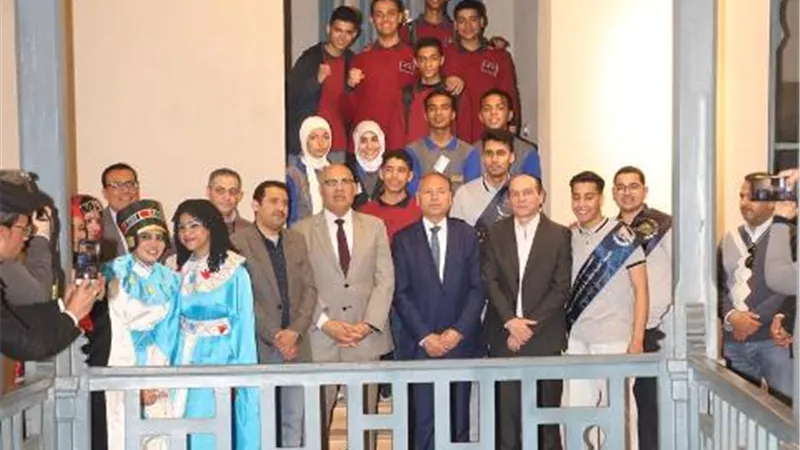 محافظ القاهرة يتفقد متحف نجيب محفوظ بتكية أبو الذهب بحى الجمالية