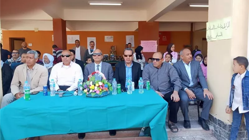 قطار المواطنة يواصل جولاته بمدرسة آل يوسف الإعدادية بقرية دمشاو