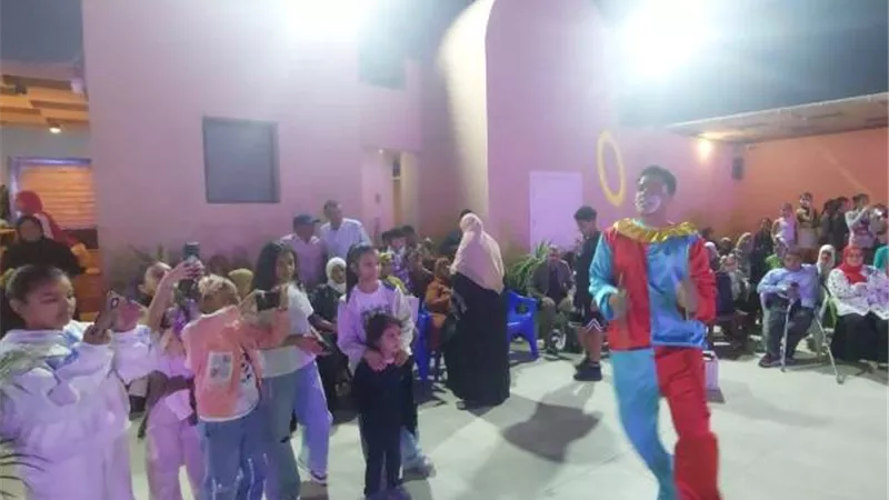 البحر الأحمر تحتفل بيوم اليتيم بمشاركة 600 طفل