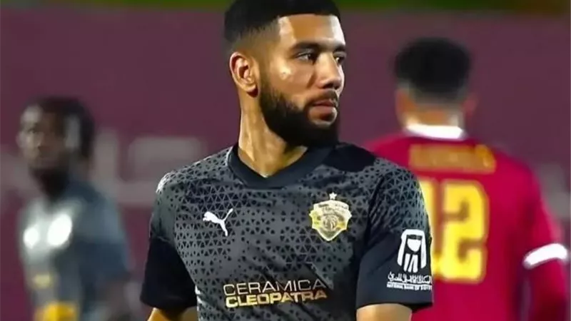 التوأم يطمئن علي أحمد القندوسي