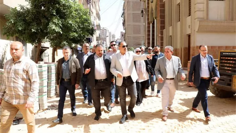 4 ملايين و582 ألف جنيه تكلفة تركيب بلاط إنترلوك بمدينة الزقازيق