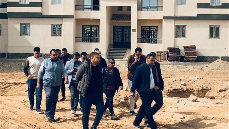قيادات جهاز حدائق العاصمة تتفقد أهم المشروعات السكنية فى المدينة.. صور
