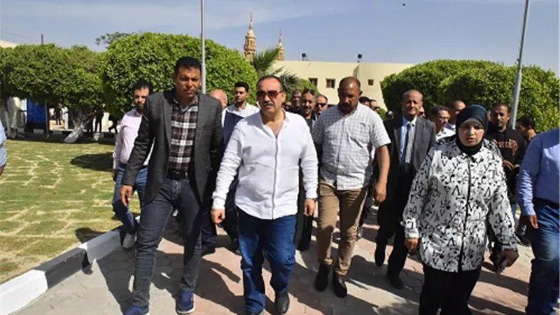 محافظ أسيوط يتفقد أعمال تطوير النصب التذكاري لقرية بني عدي