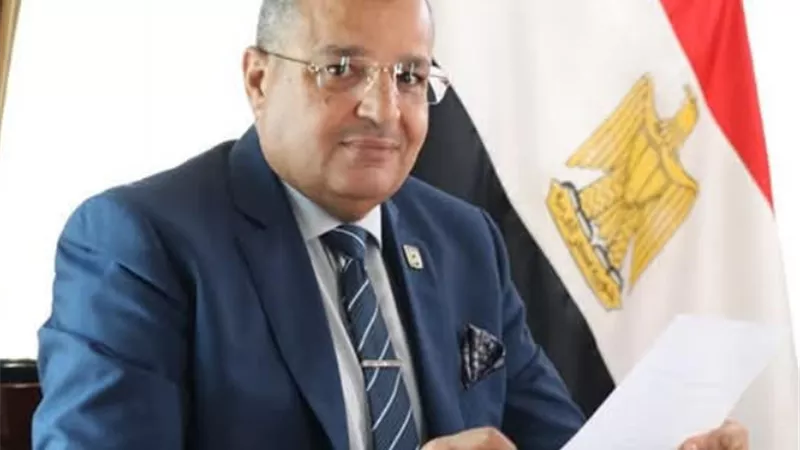 محافظ جنوب سيناء يقدم الشكر لوزير الكهرباء