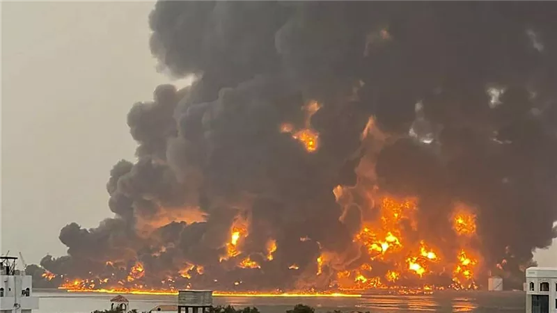 ارتفاع حصيلة الضربات الأميركية على رأس عيسى إلى 74 قتيلا