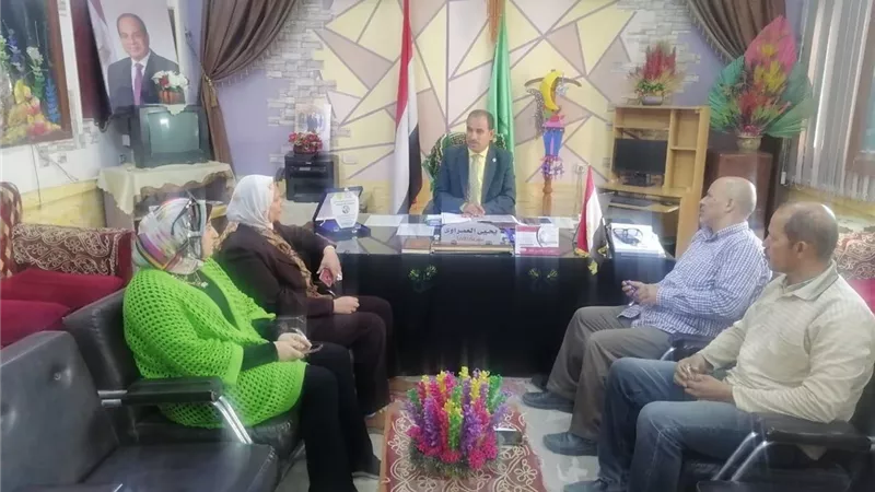 مدير تعليم قليوب يؤكد على دور المتابعة