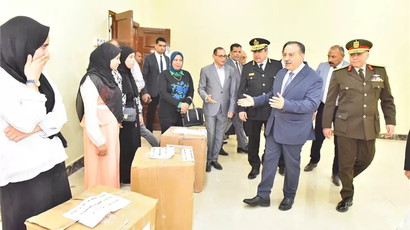 محافظ أسيوط يفتتح معرض المنتجات اليدوية ببني عديات في العيدالقومي