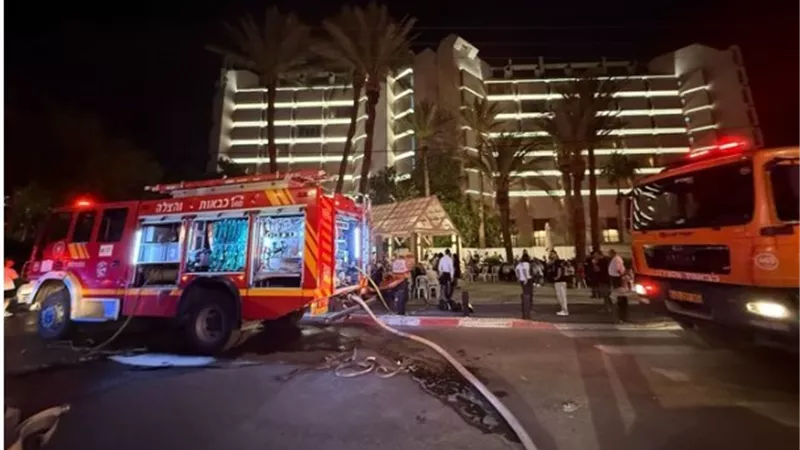 إجلاء المئات بعد اندلاع حريق في فندق بشمال إسرائيل
