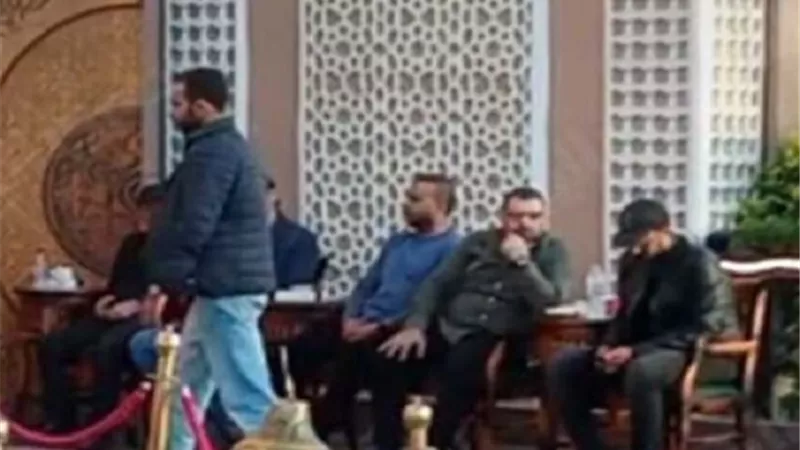 ابن سليمان عيد يستقبل عزاء والده بالشيخ زايد