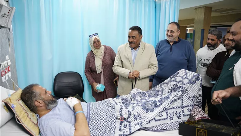 شعيب يتفقد مركز قسطرة القلب والجراحات التداخلية بمطروح