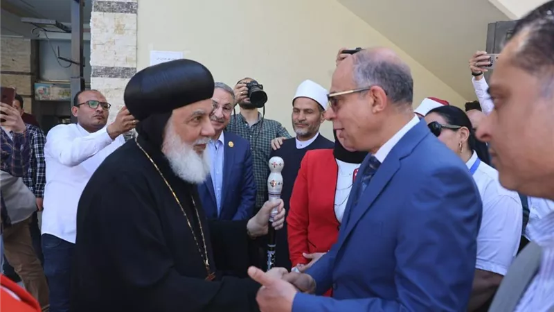 محافظ المنيا:مسلمون وأقباط قلبٌ واحد ينبض بحب الوطن