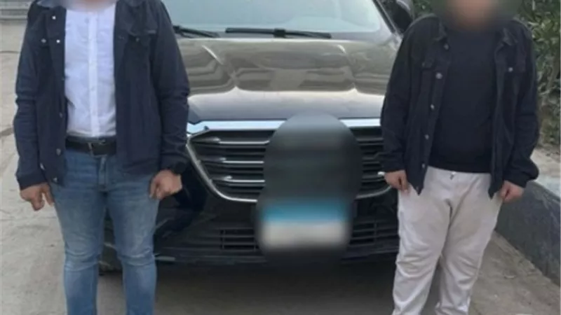 الداخلية تكشف ملابسات قيادة طفل لسيارة معرضاً حياته والمواطنين للخطر بالجيزة