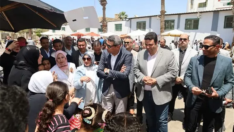 محافظ السويس يفتتح فعاليات “يوم الطالب المنتج المبدع المخترع”