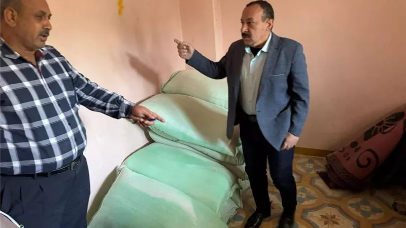 ضبط2طن و300كيلو دقيق بلدي مدعم قبل بيعه بالسوق السوداء بالشرقية
