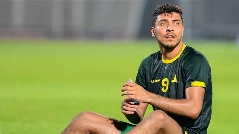 تطورات جديدة بشأن مفاوضات الزمالك مع محمد شريف وموقف الأهلي