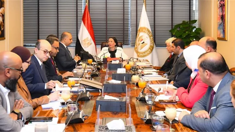 وزيرة البيئة: تسهيل تراخيص تجميع المخلفات الزراعية بضوابط جديدة