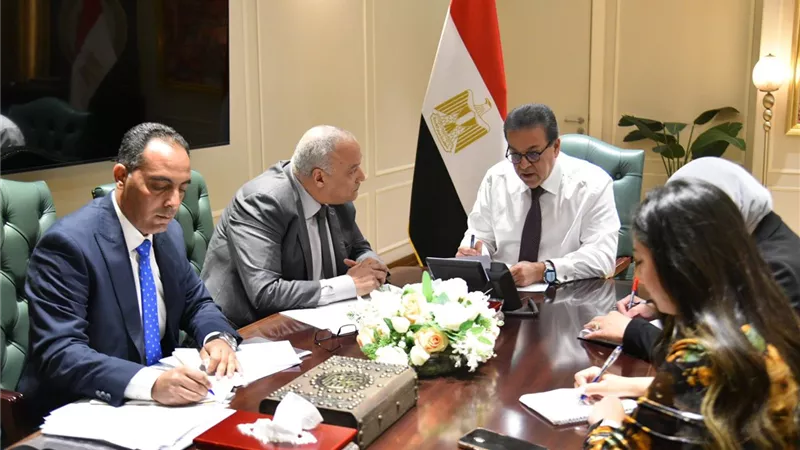 وزير الصحة يوجه بمواصلة العمل على تدريب وتأهيل الفرق الطبية