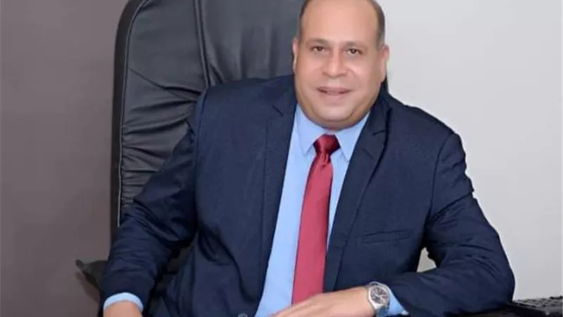 رئيس نقابة التأمين الصحي بقنا والبحرالأحمر:دعم العاملين أولوياتنا