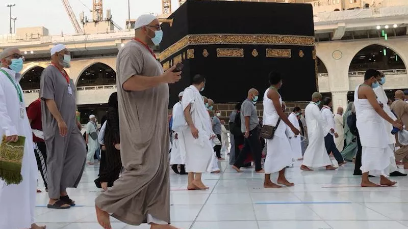 السعودية: غرامة لمن يتأخر عن مغادرة المملكة عقب انتهاء التأشيرة