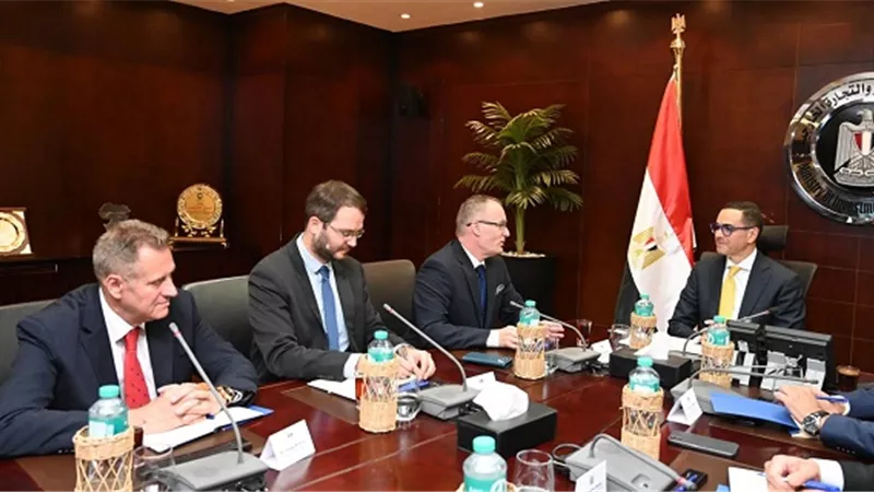 الخطيب: مصر تستهدف دخول أفضل 50 اقتصادًا عالميًا في التجارة
