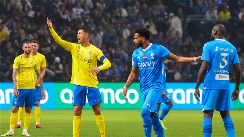 بيولي يعلن تشكيل النصر ضد ضمك فى الدوري السعودي.. موقف رونالدو