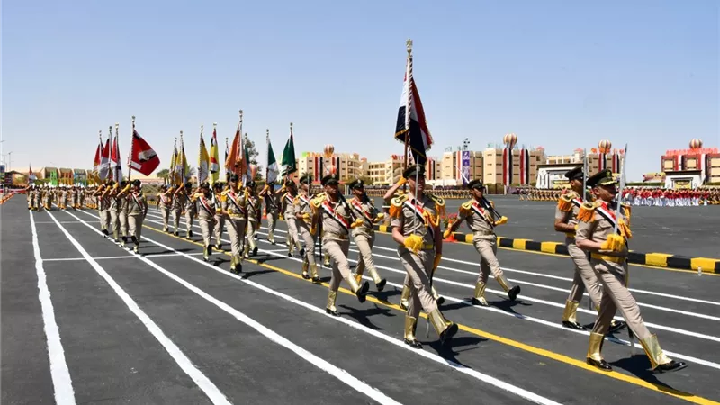 القوات المسلحة تحتفل بتخريج الدفعة 167 من كلية الضباط الإحتياط