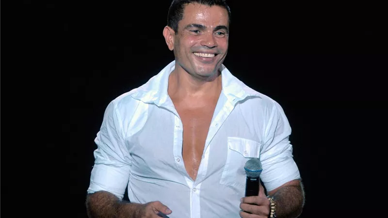 تعرف على تفاصيل حفل عمرو دياب فى الكويت