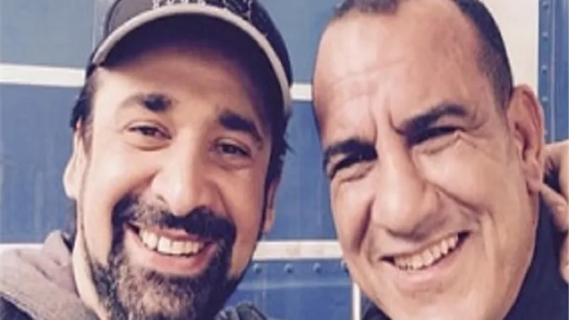 بطريقته الخاصة.. محمد لطفى يحتفل بعيد ميلاد 