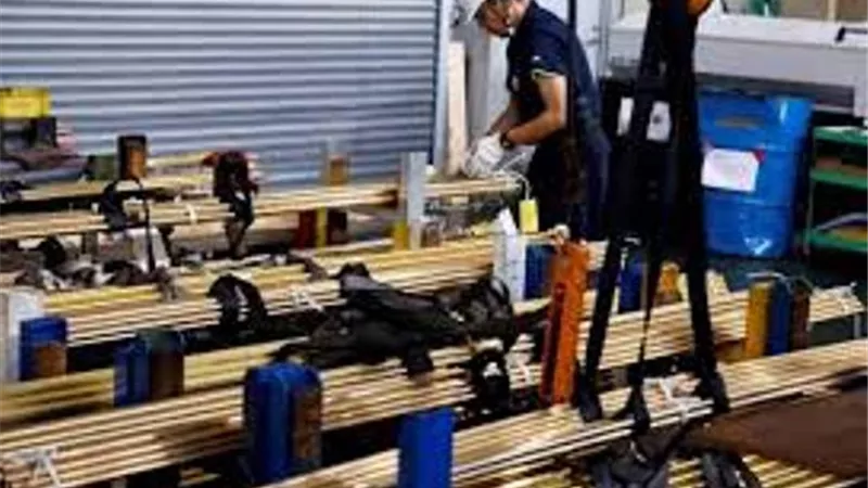 تباطؤ وتيرة انكماش نشاط قطاع التصنيع في اليابان