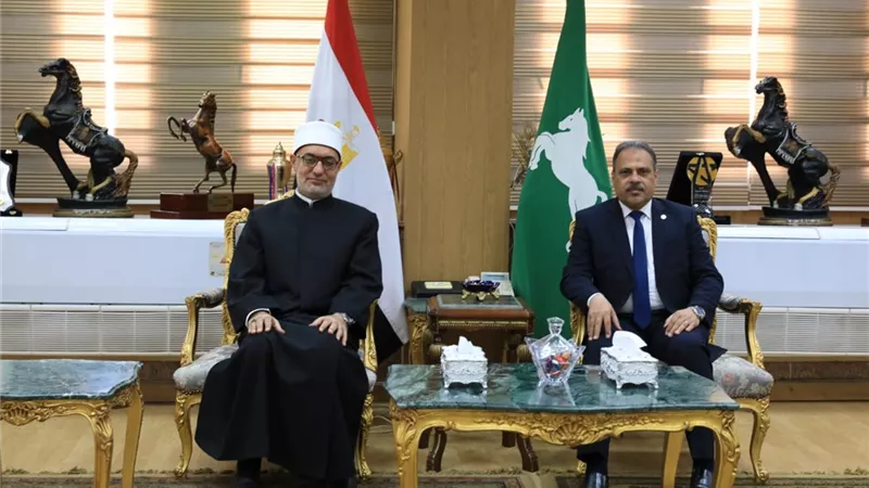 محافظ الشرقية يستقبل مفتي الجمهورية لبحث تعزيز التعاون
