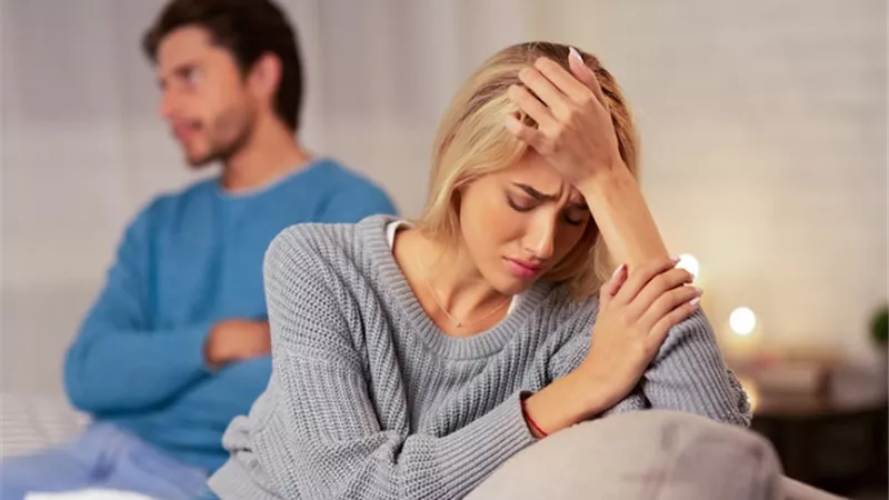بين الحب والتحكم .. كيف تؤثر العلاقات السامة على صحتك العاطفية؟