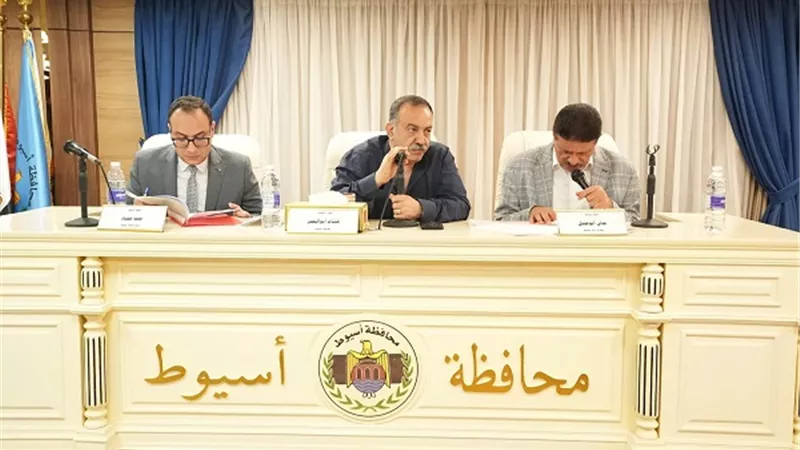 محافظ أسيوط يوافق على إنشاء فصول للتمريض بمجلس مدينة صدفا