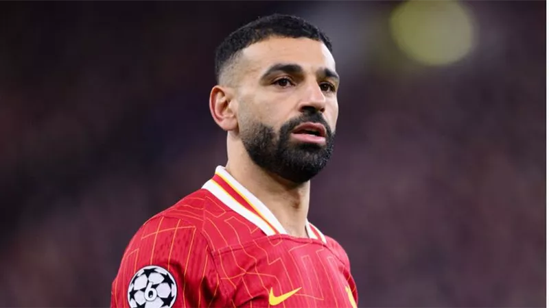 النيجيري أوسيمين بديلا لـ صلاح في الهلال السعودي