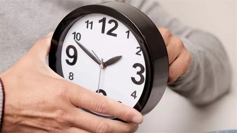 5 خطوات لتتكيف مع التوقيت الصيفي بسهولة