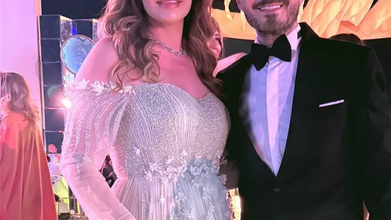 ليلة كلها حب .. لقاء سويدان تهنئ ليلى زاهر وهشام جمال بزفافهما.. صور