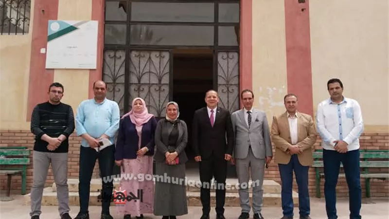 رئيس جامعة دمياط يتفقد كلية التربية ودار الطباعة