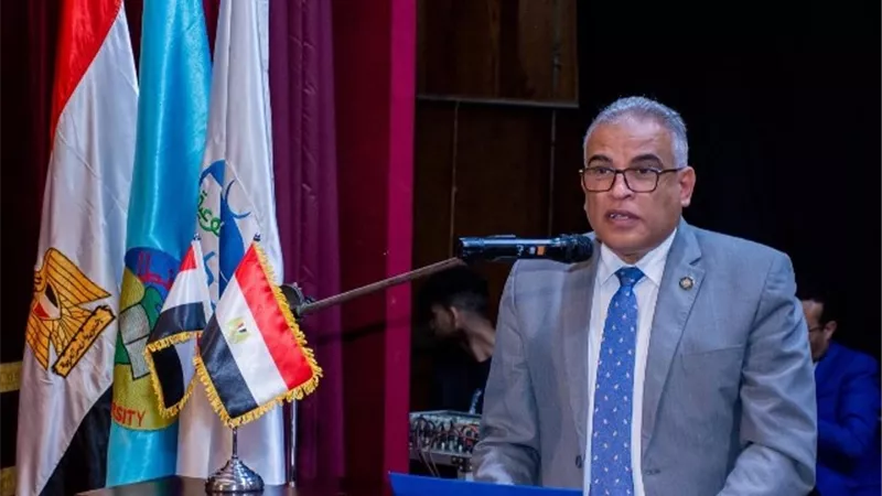 رئيس جامعة طنطا يفتتح وحدة الحروق بالمستشفيات الجامعية