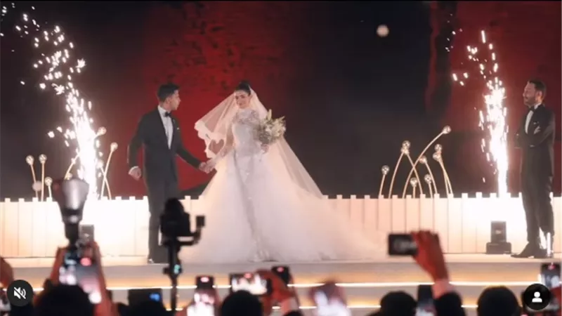 هشام جمال يكشف كواليس أغنية حفل زفافه