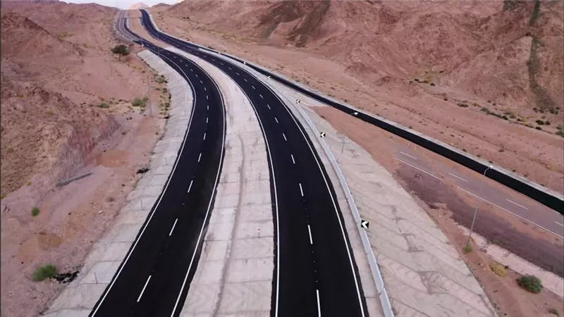 وزارة النقل تستعرض جهودها في تحقيق التنمية في سيناء الحبيبة ..صور