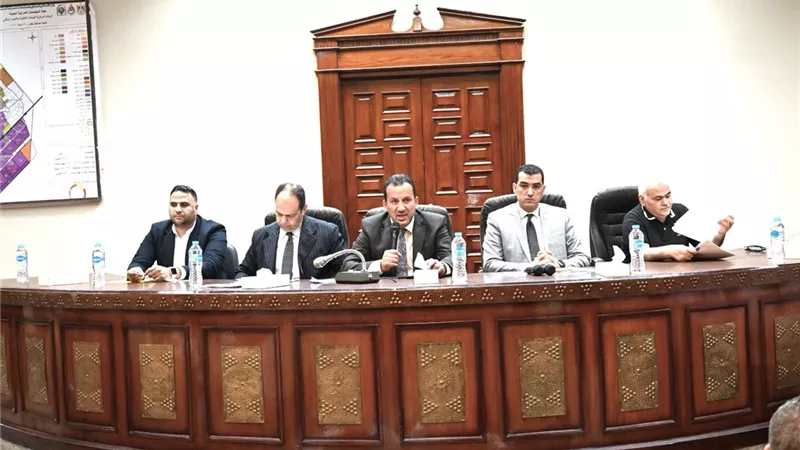 الإسكان : بيع محال تجارية وصيدليات في العاشر ودمياط الجديدة