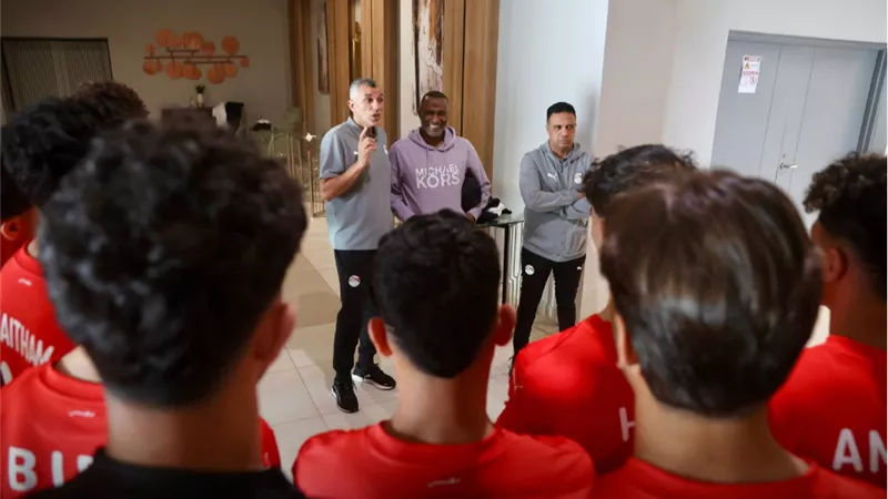 الكاس يدعم المنتخب الوطني تحت 20 سنة بحضور نبيه