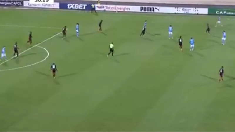 أورلاندو يتقدم على بيراميدز بالهدف الثاني من تسديدة موهاو نوكوتا