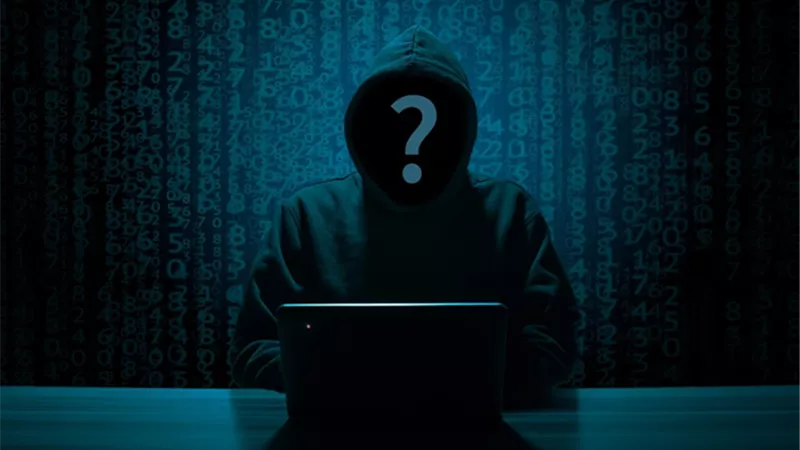 هل الابتزاز الألكترونى جناية أم جنحة؟