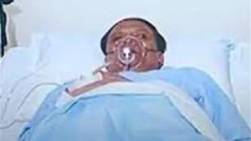 حقيقة دخول الزعيم عادل امام الرعاية المركزة