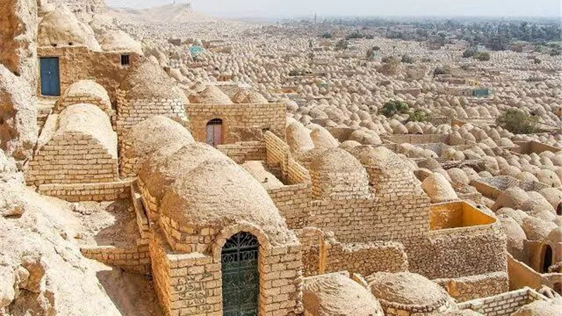 عروس الصعيد.. متحف مفتوح.. يروي حكاية آلاف السنين