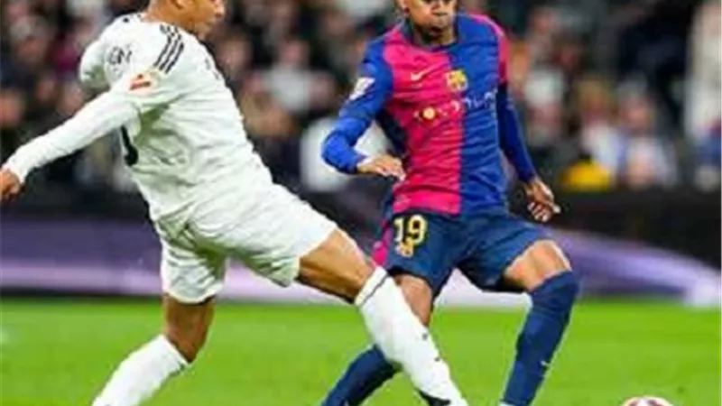 شاهد مجانًا.. برشلونة وريال مدريد في نهائى كأس ملك إسبانيا