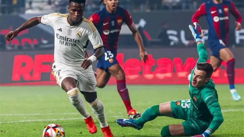 قنوات مفتوحة تنقل مباراة برشلونة وريال مدريد في نهائي كأس إسبانيا